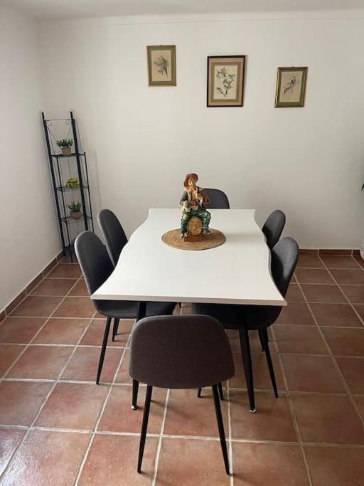 הוילה Mourão Casa Da Oliveira מראה חיצוני תמונה