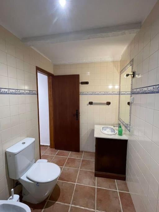 הוילה Mourão Casa Da Oliveira מראה חיצוני תמונה